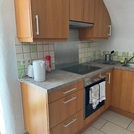 Theresa, דירה ראוריס